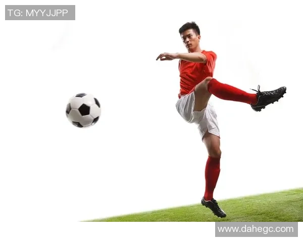 足球自我监督：提升球员素养与团队协作的有效策略与实践探索